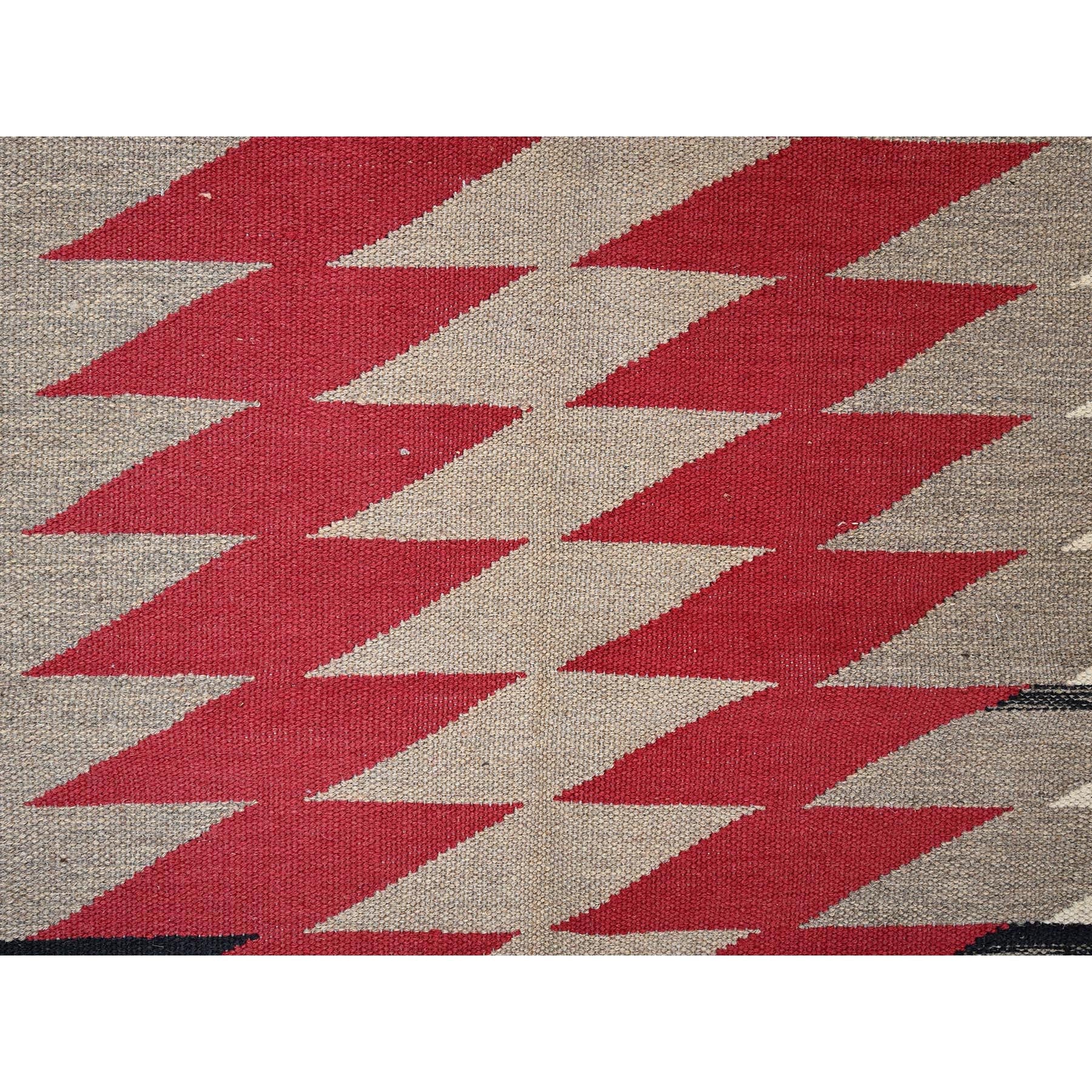 R2282%20004