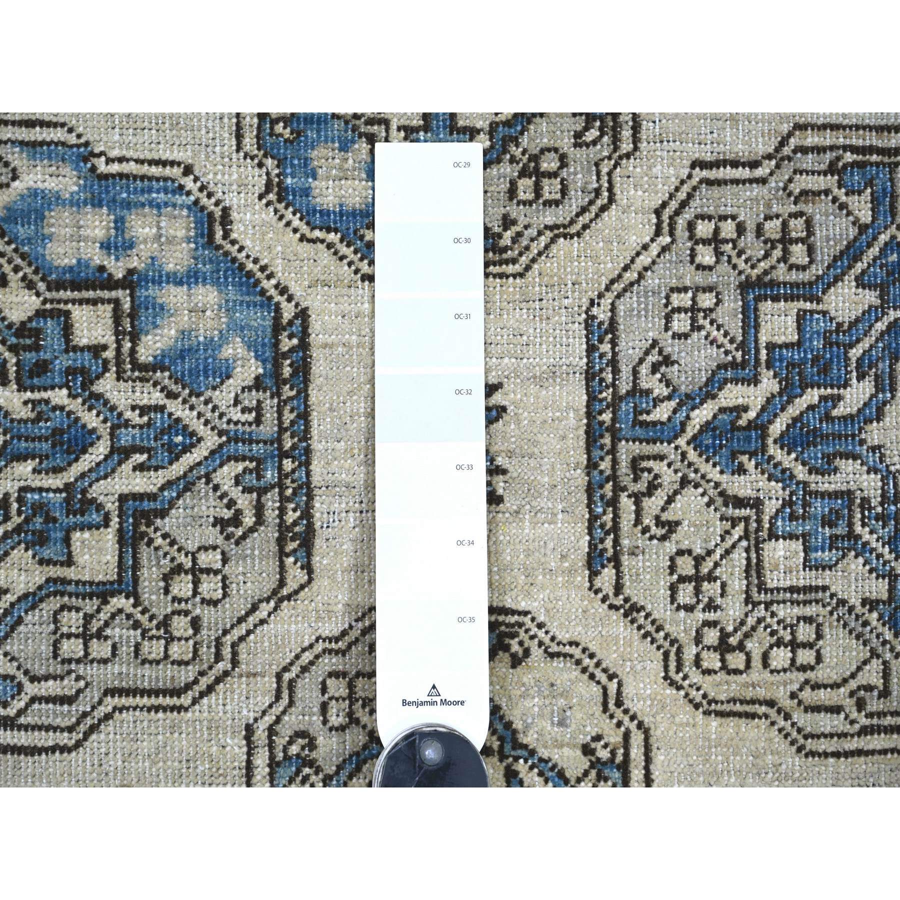 R22837%20003