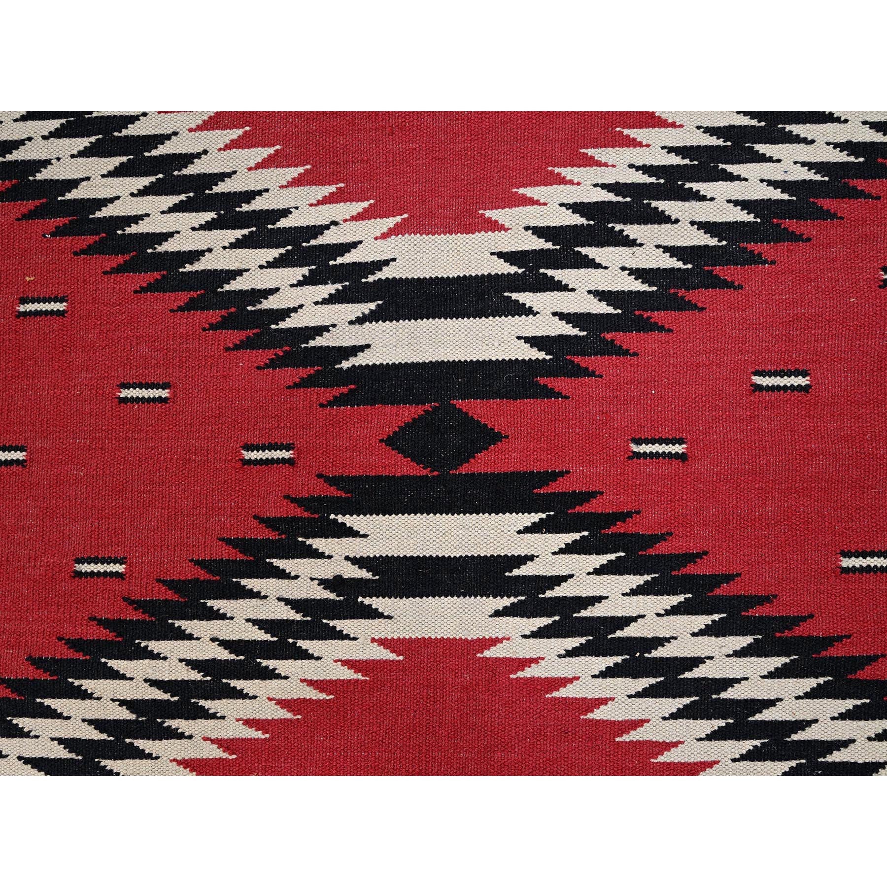 R2302%20004