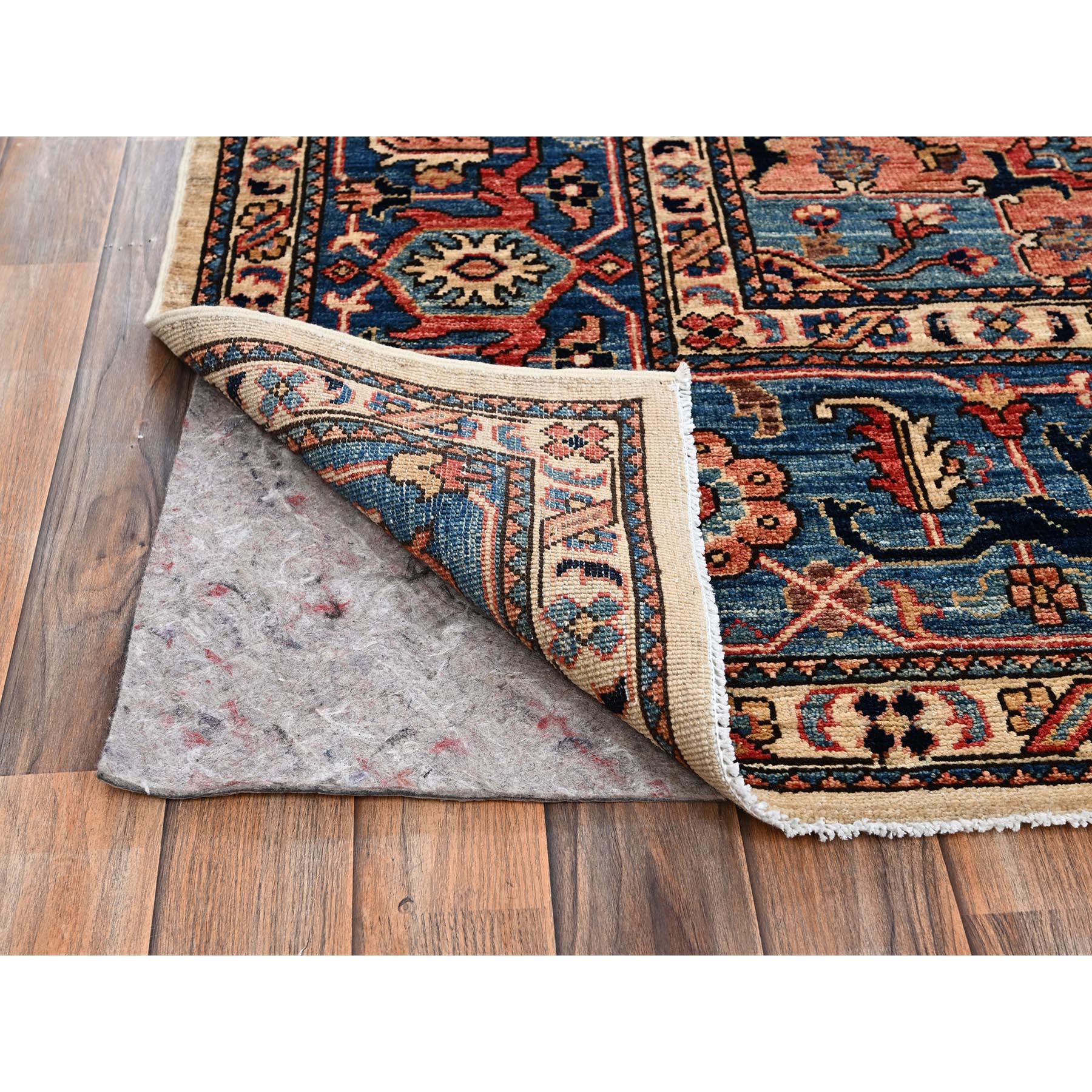 R2352%20005