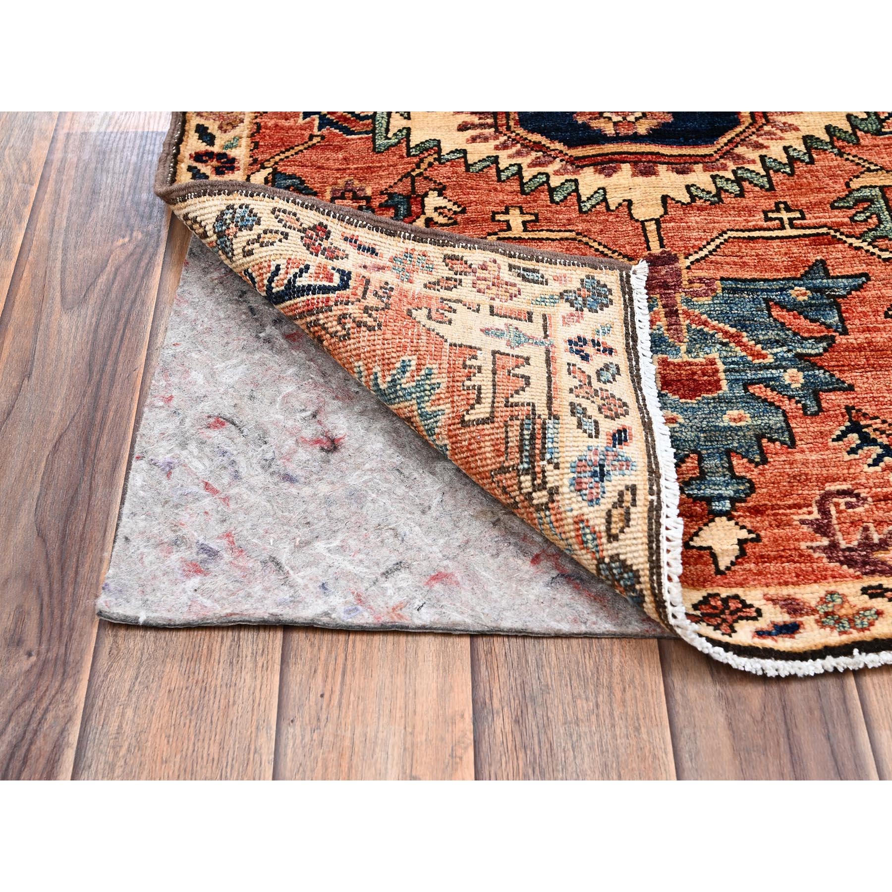 R2438%20003
