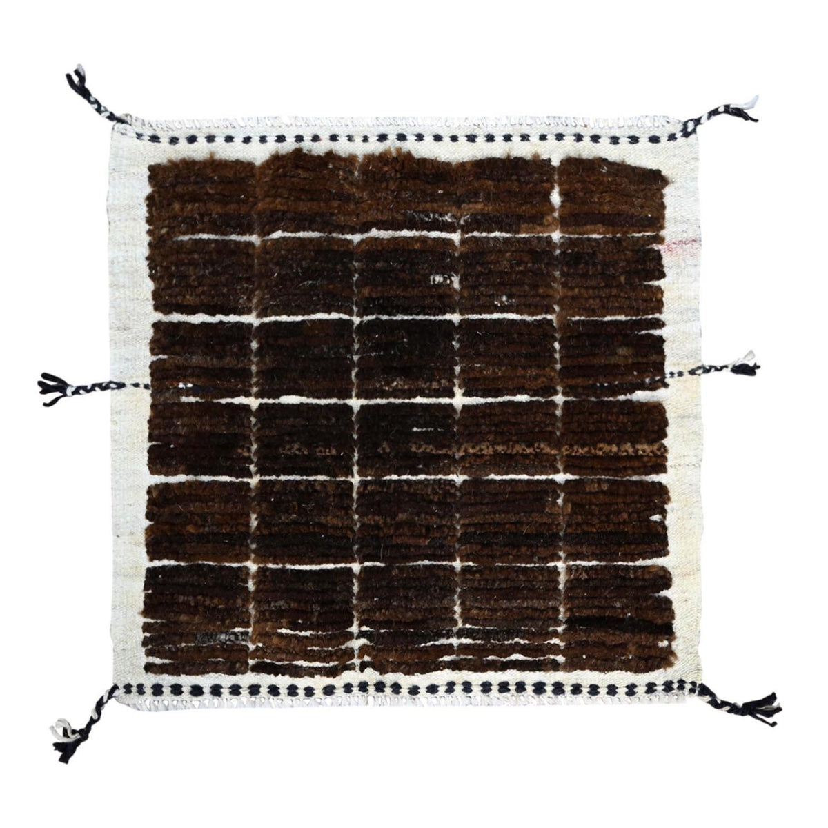 R245%20001