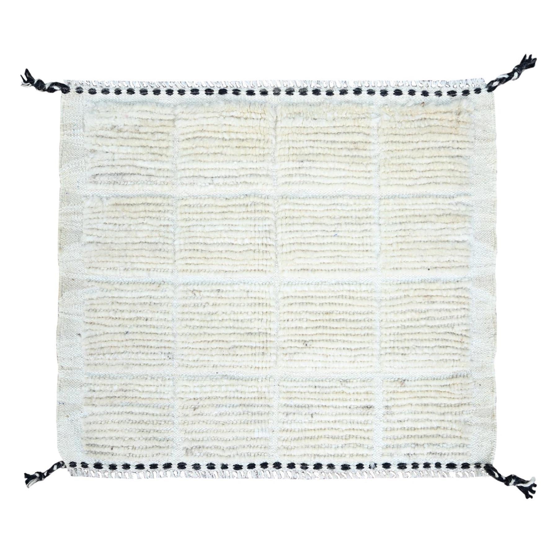 R248%20001
