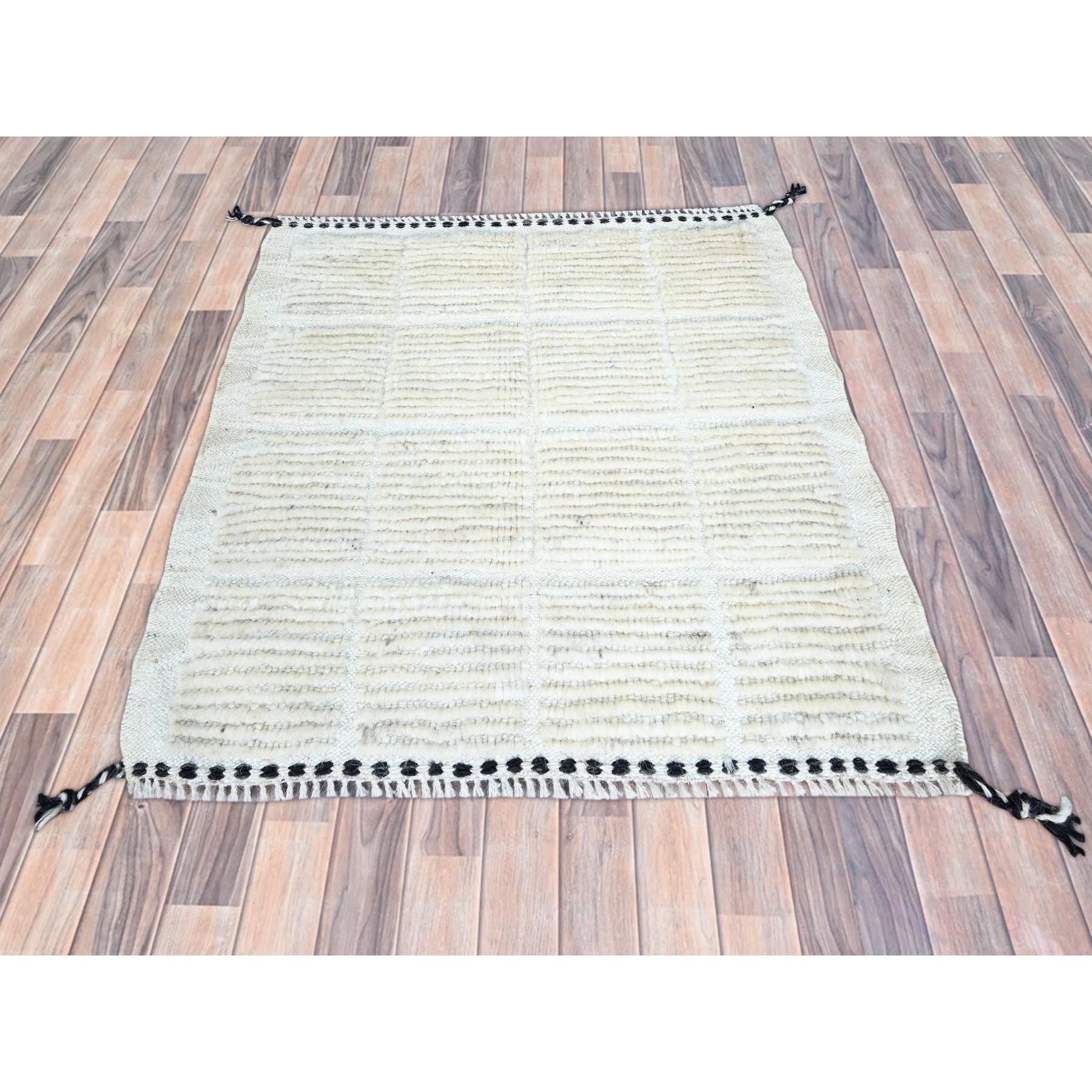 R248%20002