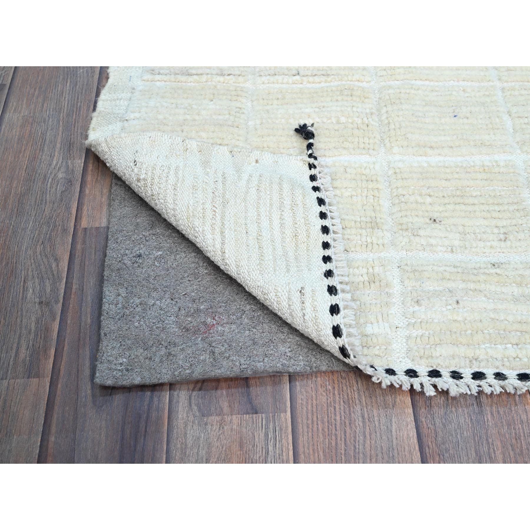 R248%20003