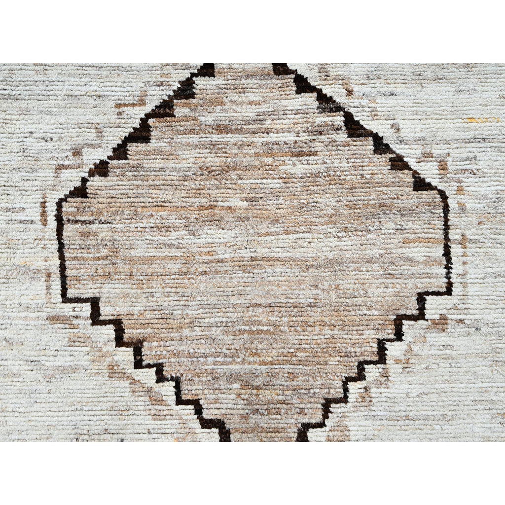 R2516%20009
