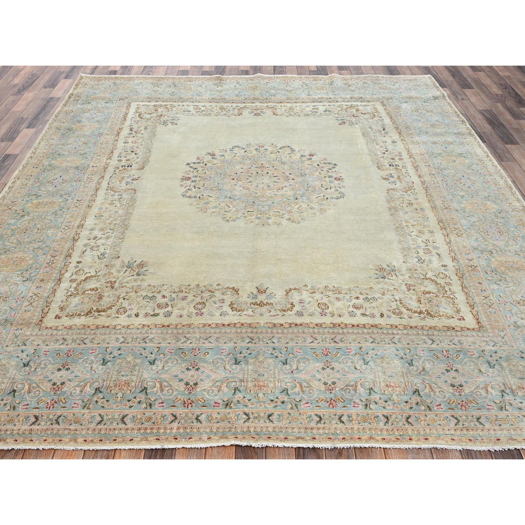 R2535%20002