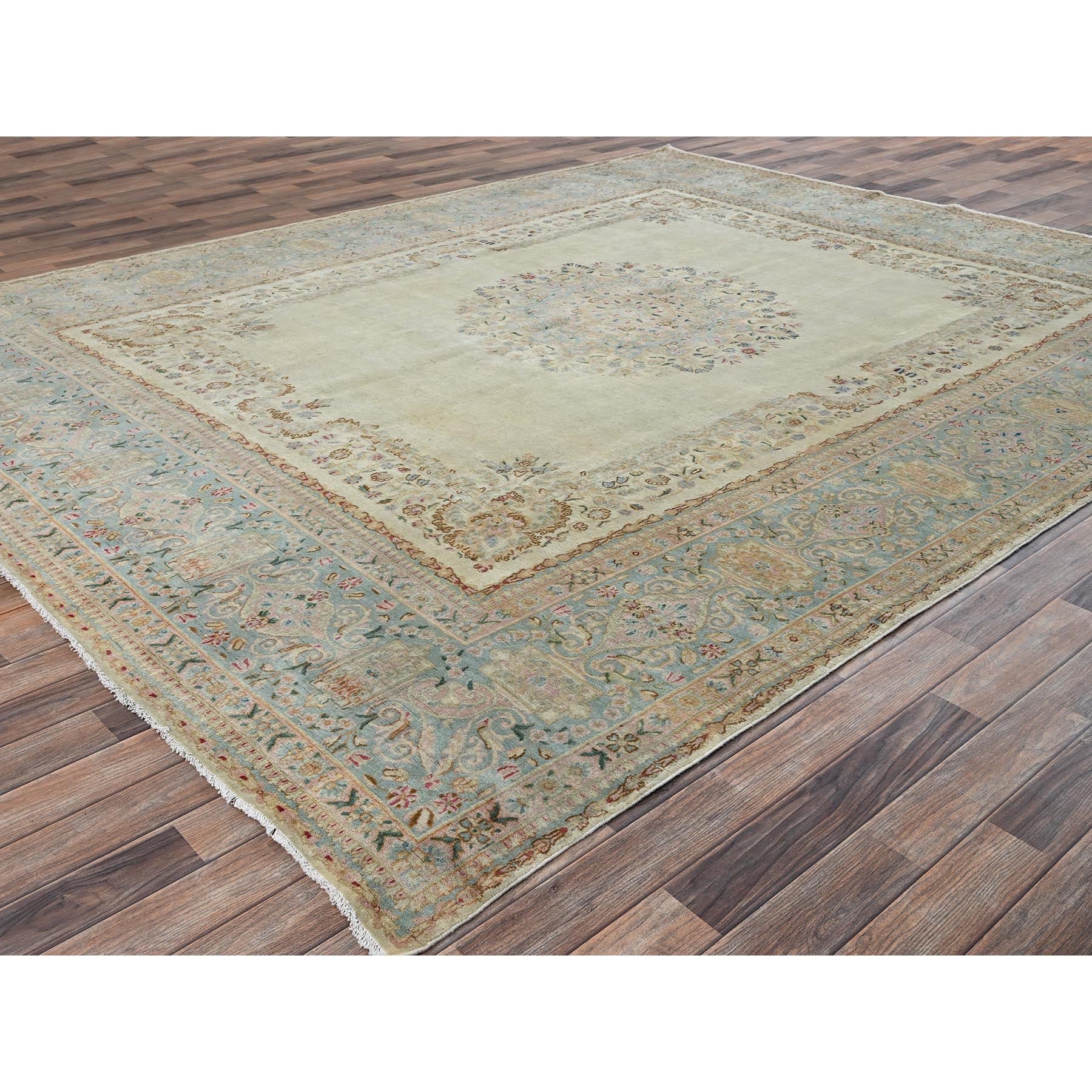 R2535%20003