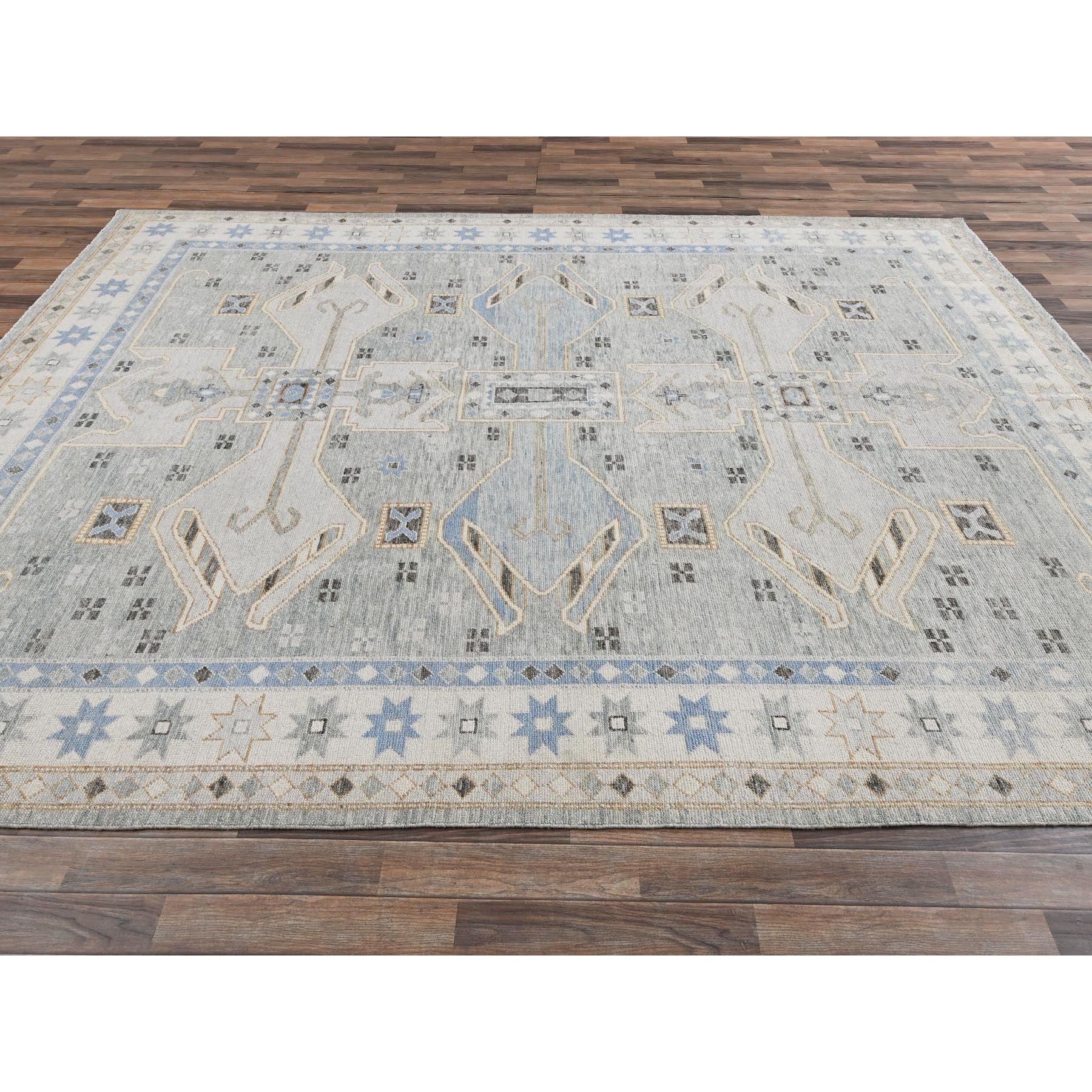 R2558%20004
