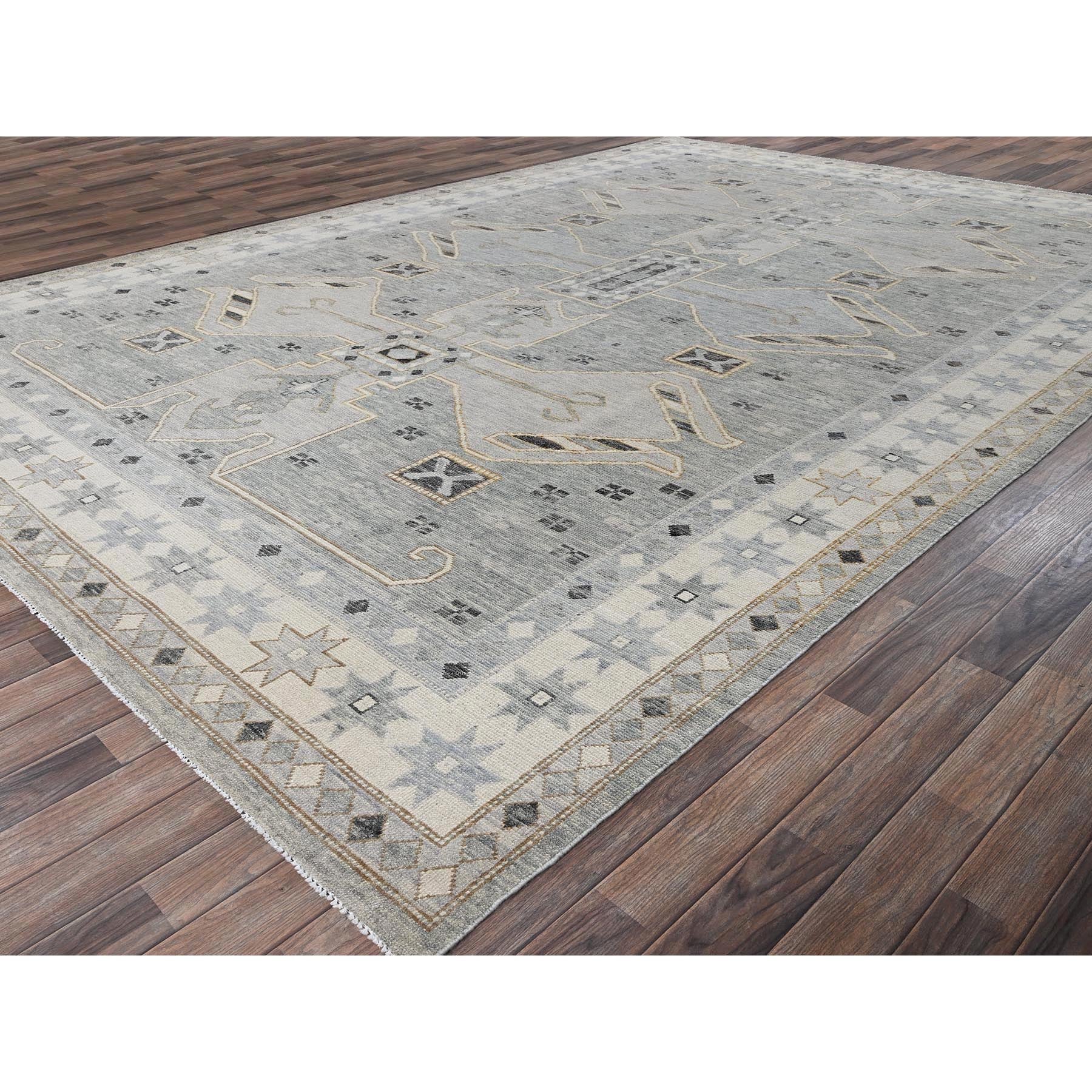 R2563%20003