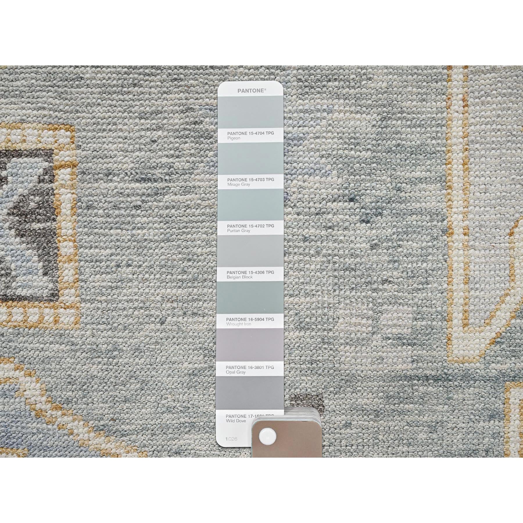 R2563%20008