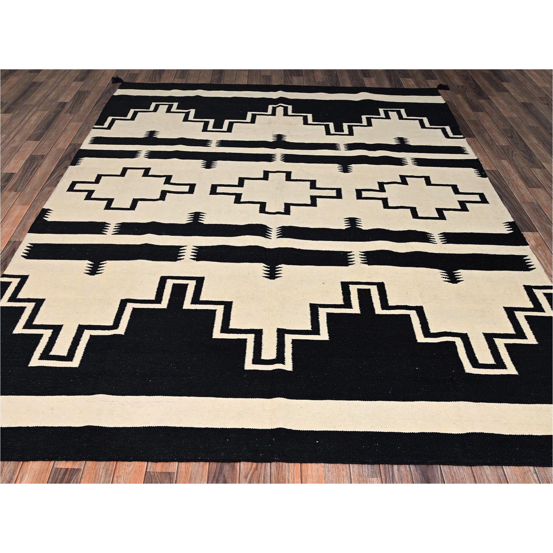 R2692%20002