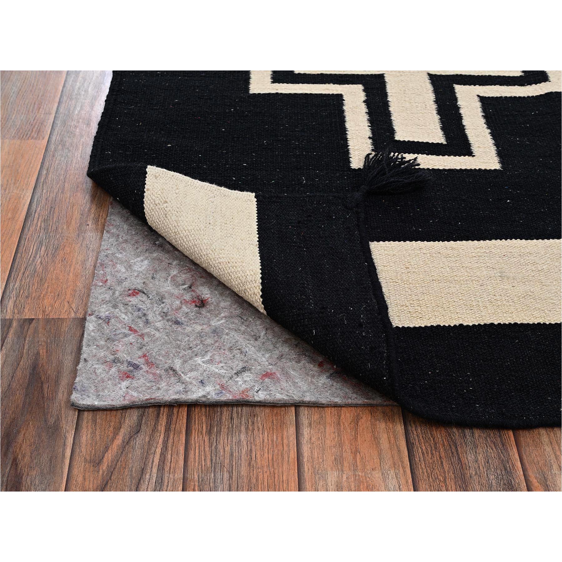 R2692%20003