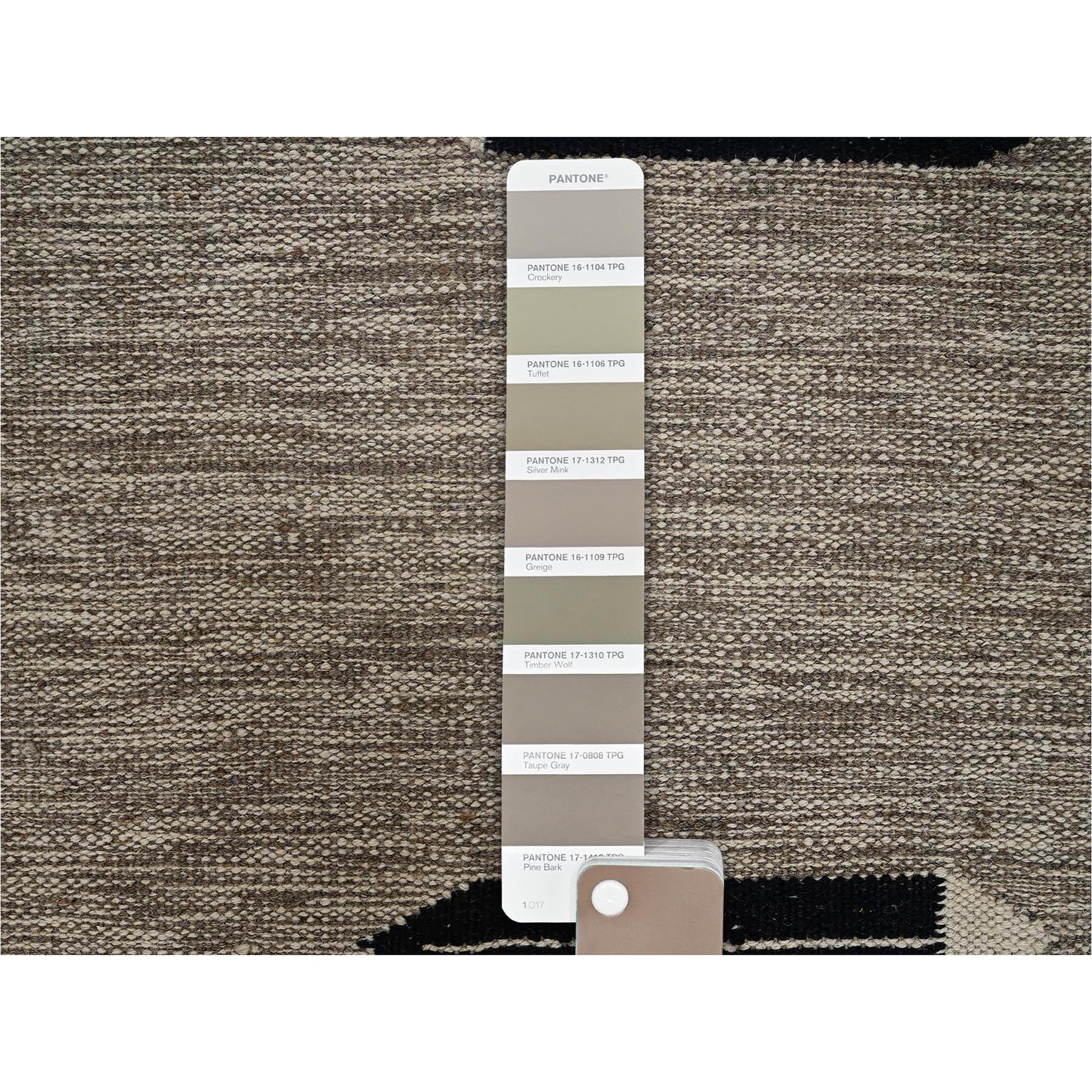 R2695%20005