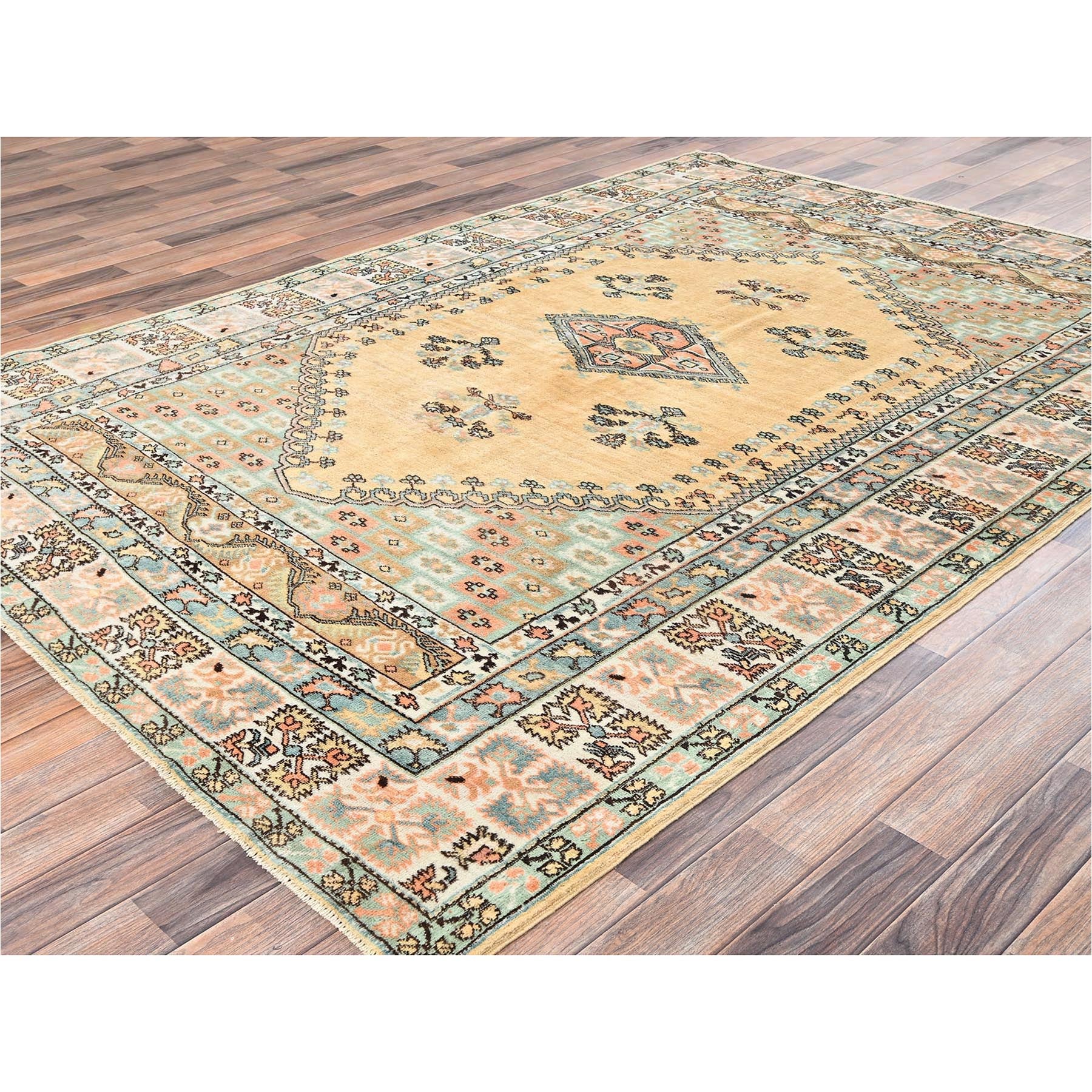 R2757%20003