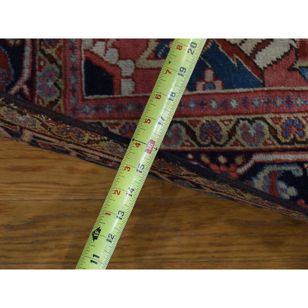 R37427%20011