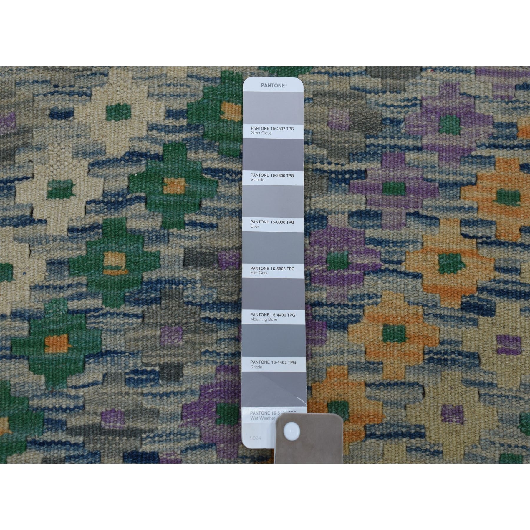 R52199%20008