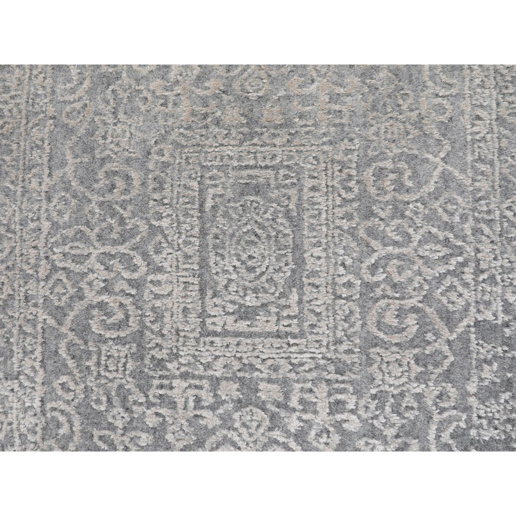 R58105%20005
