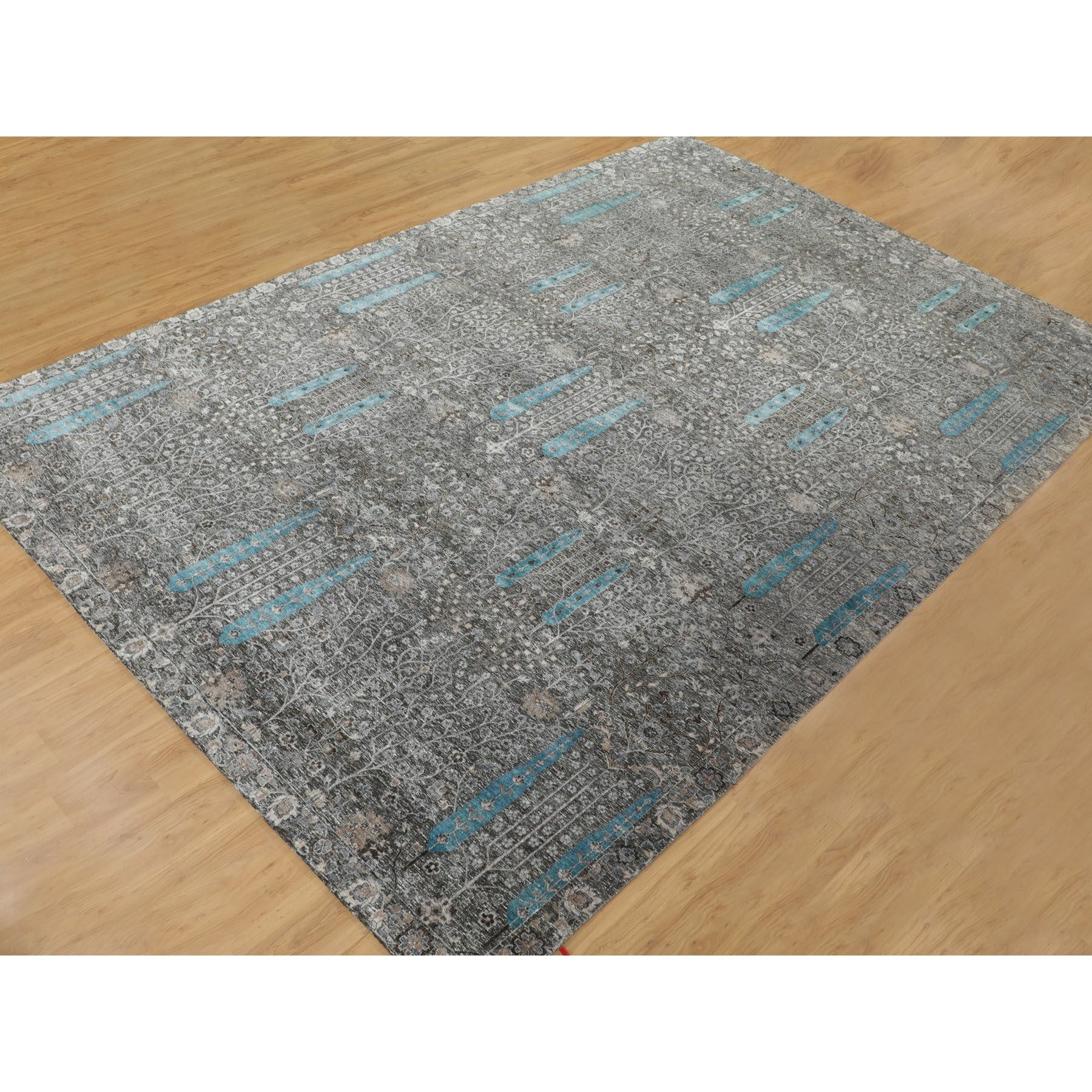 R58142%20004