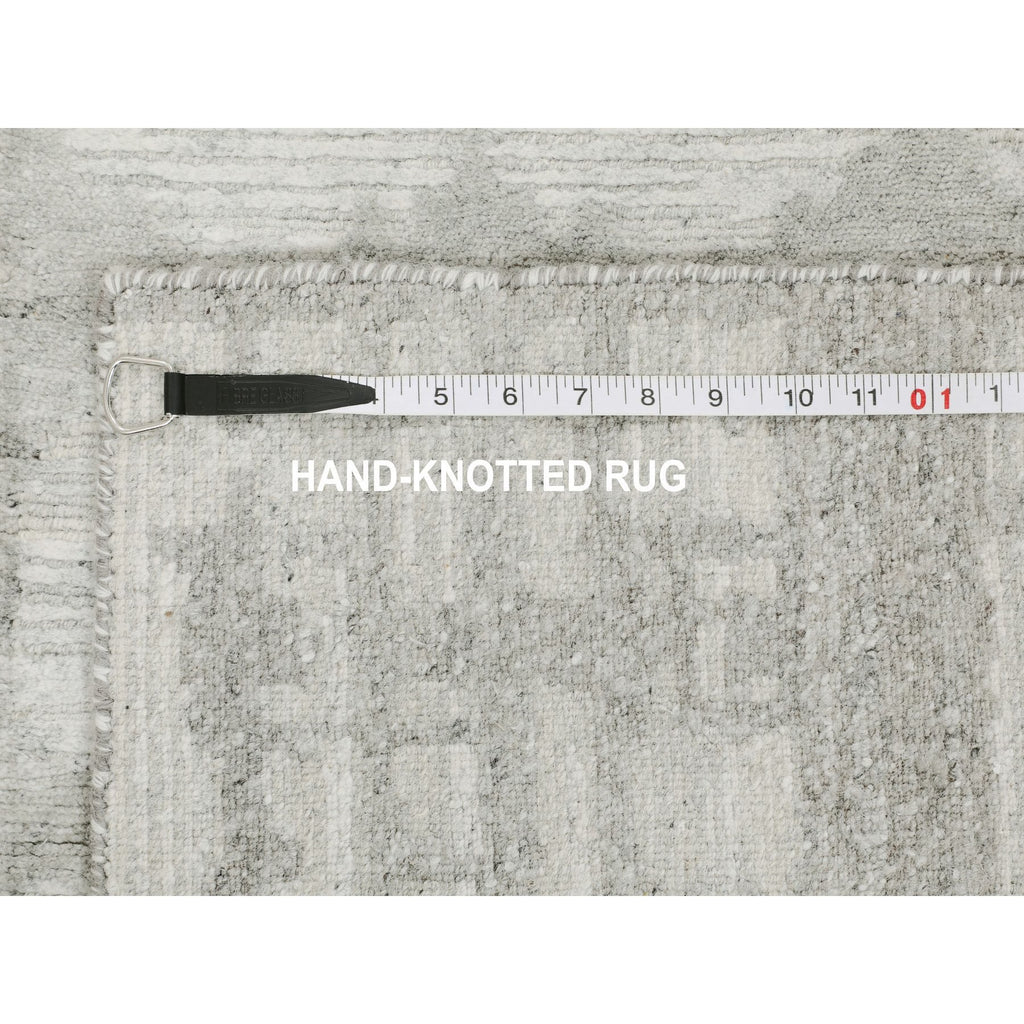 R58244%20008