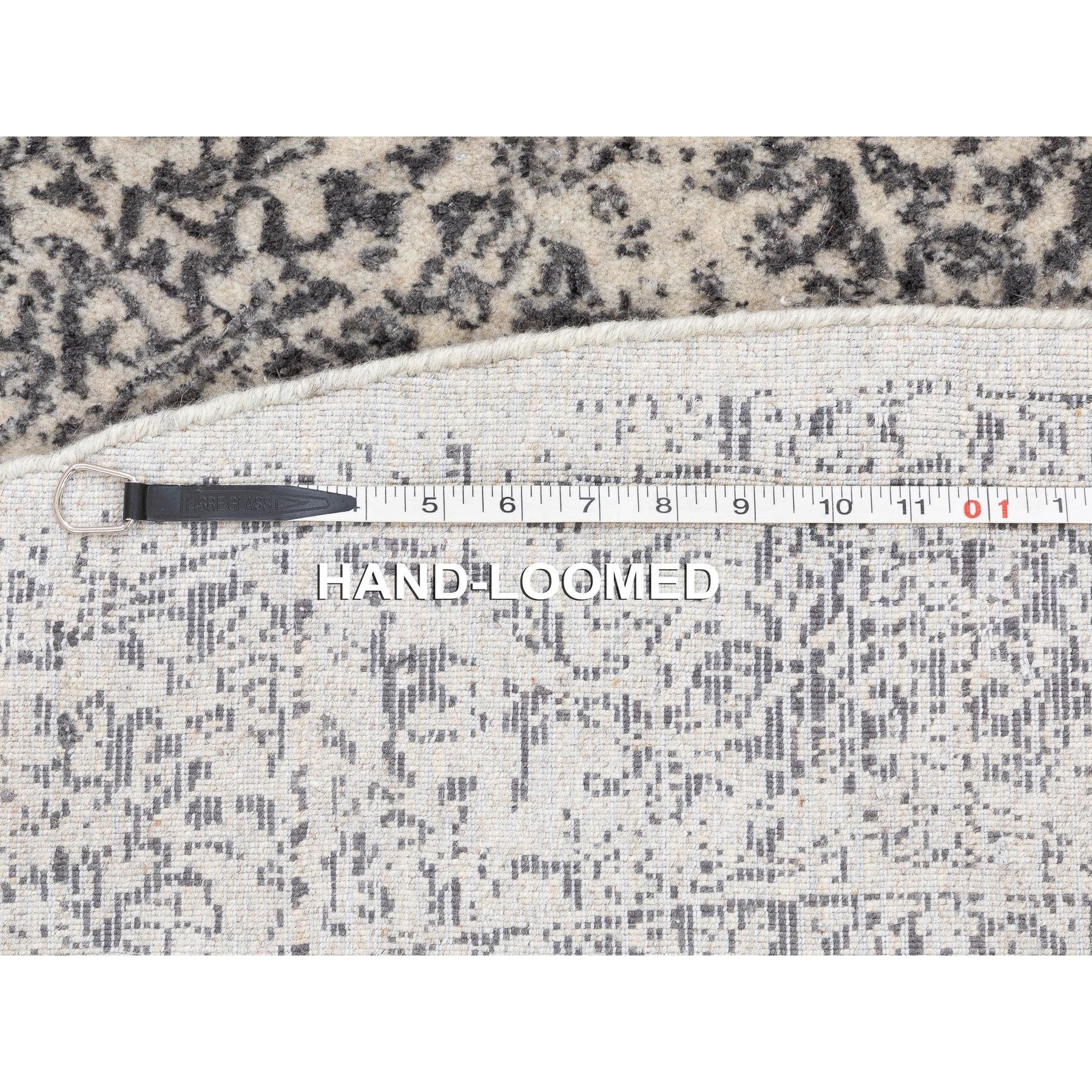 R58427%20008
