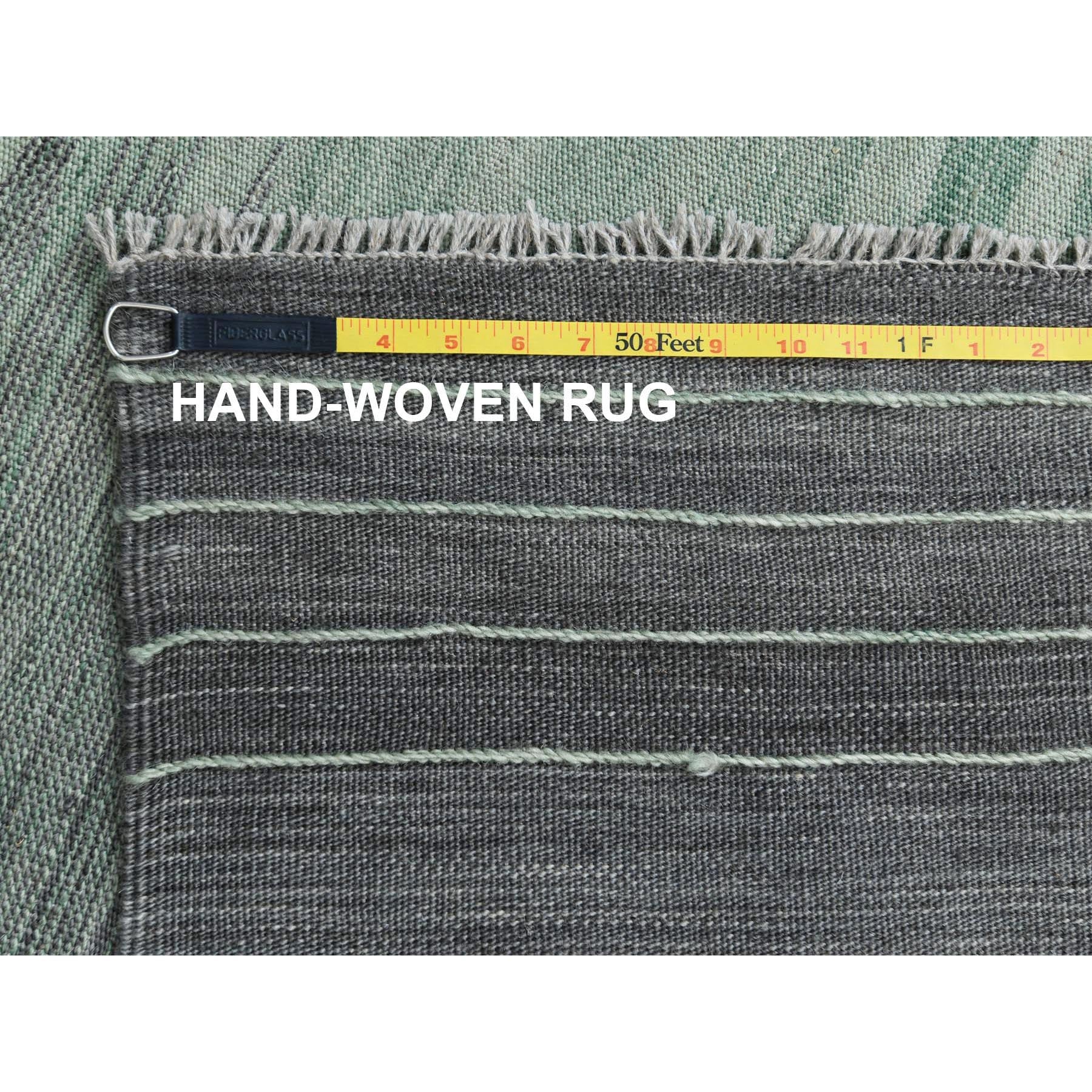 R60020%20006