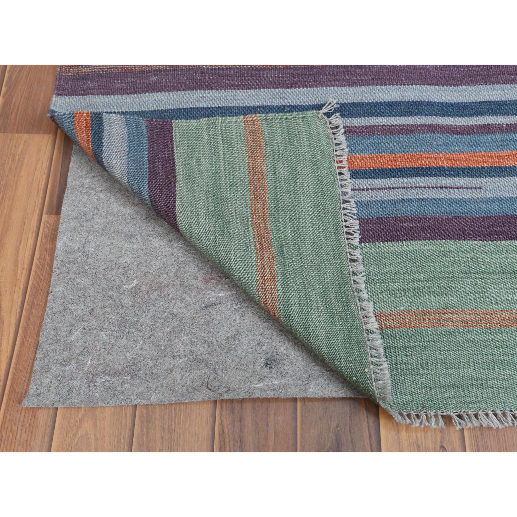 R60091%20003