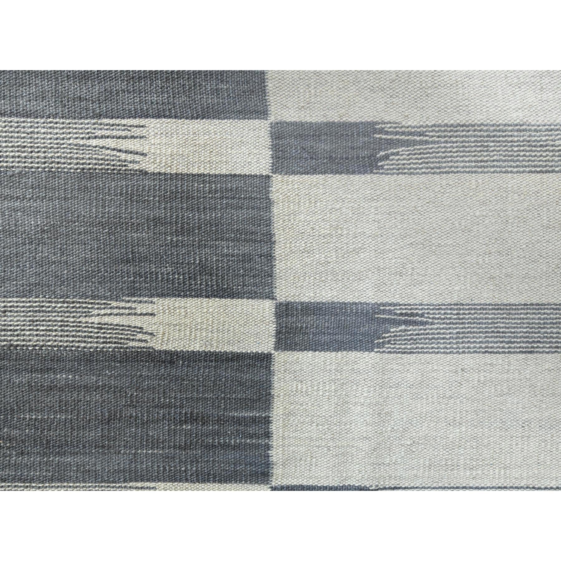 R60123%20002