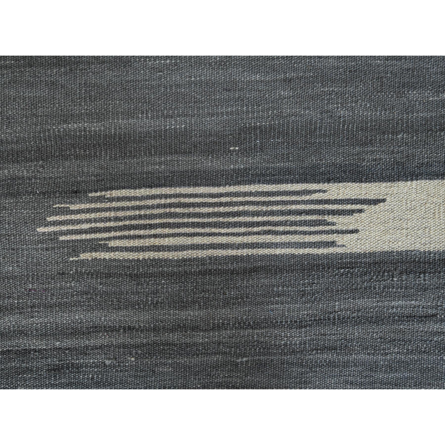 R60124%20002