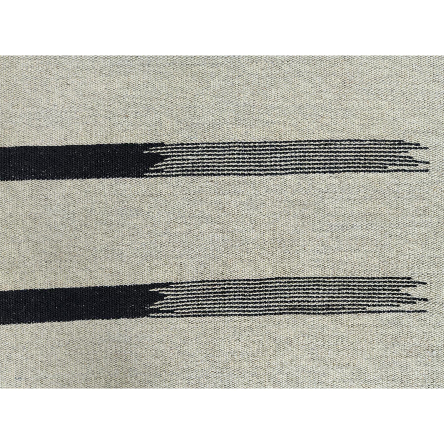 R60302%20002