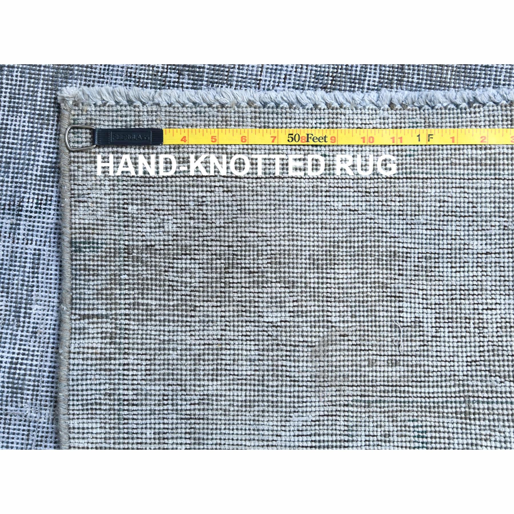 R61203%20012