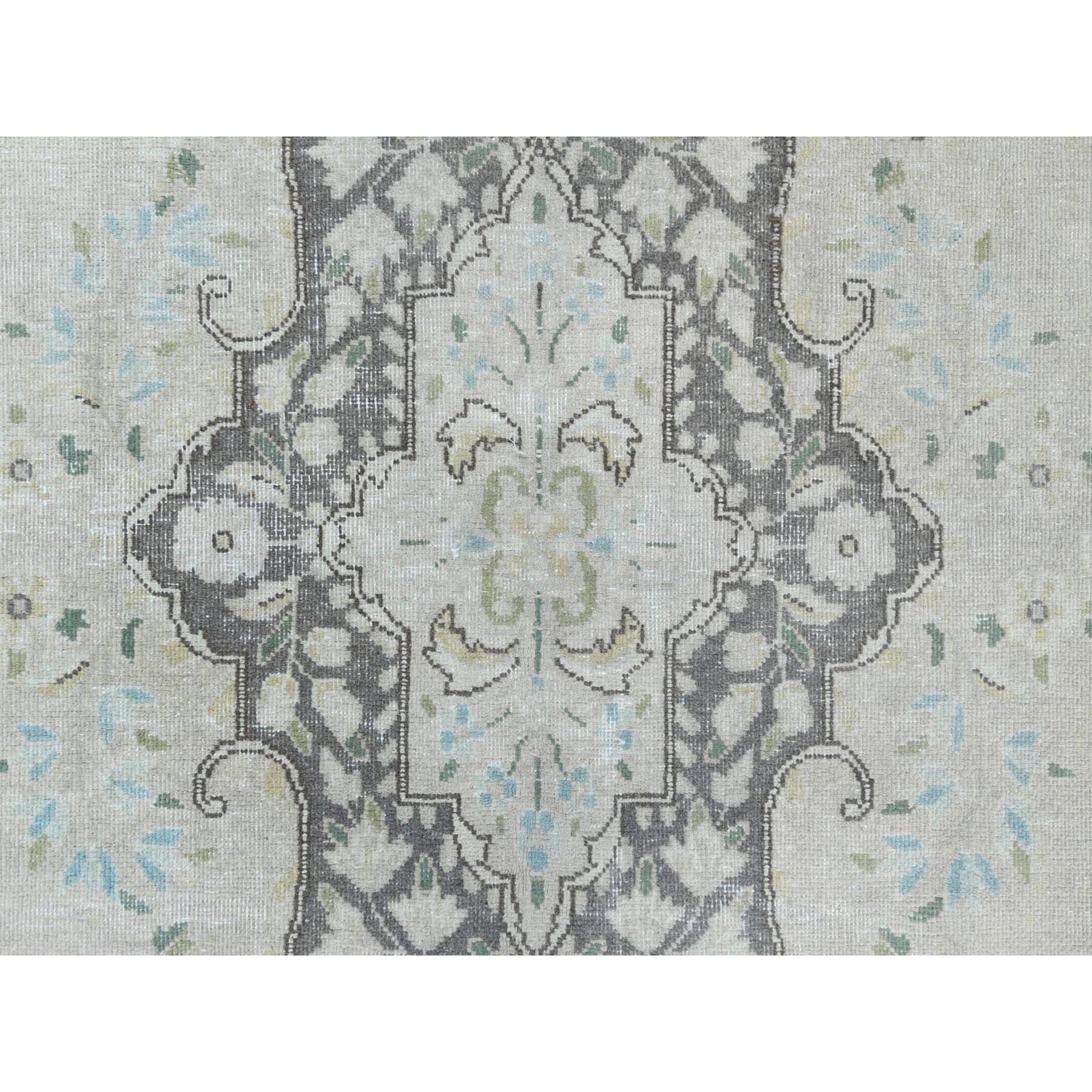 R61338%20009