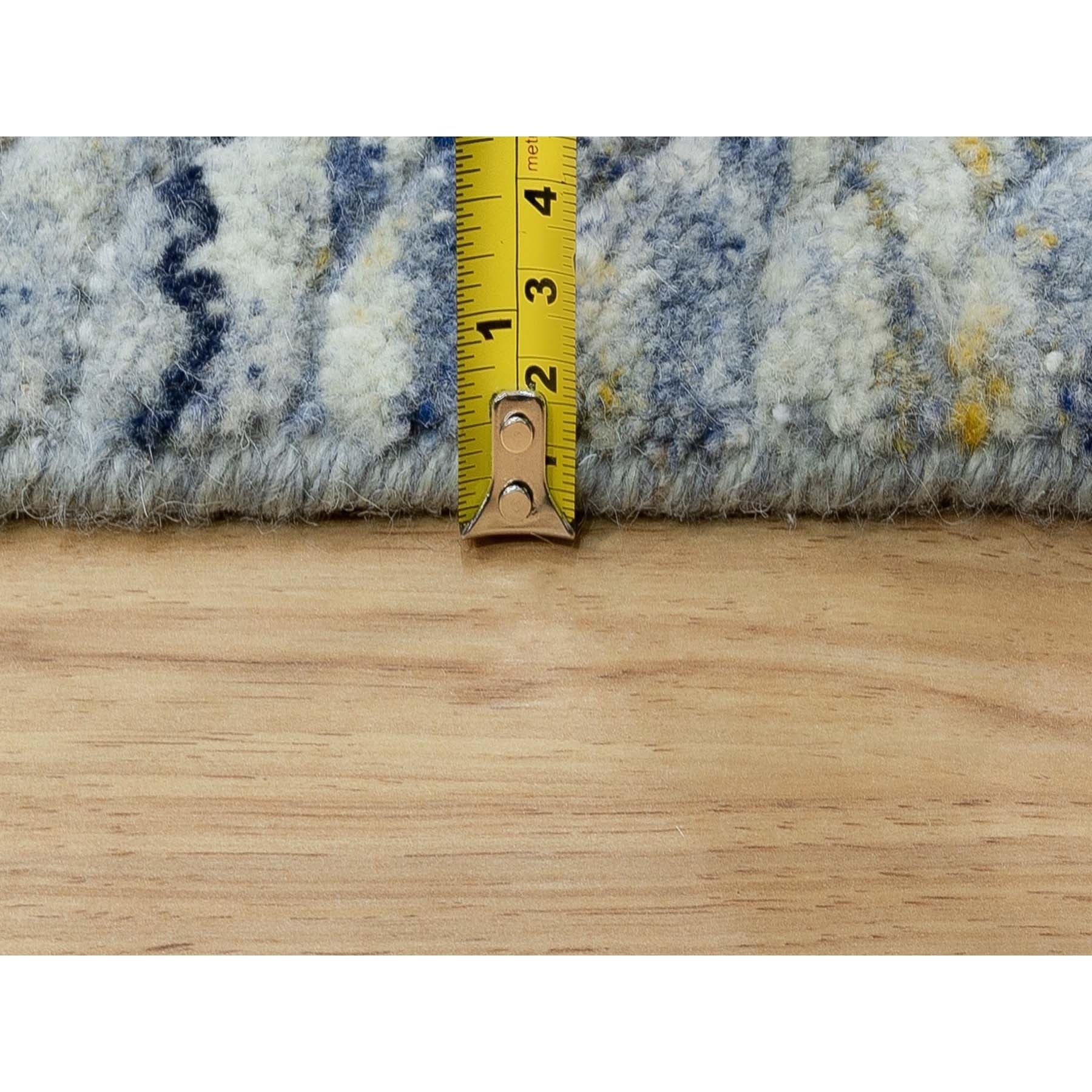 R62051%20011