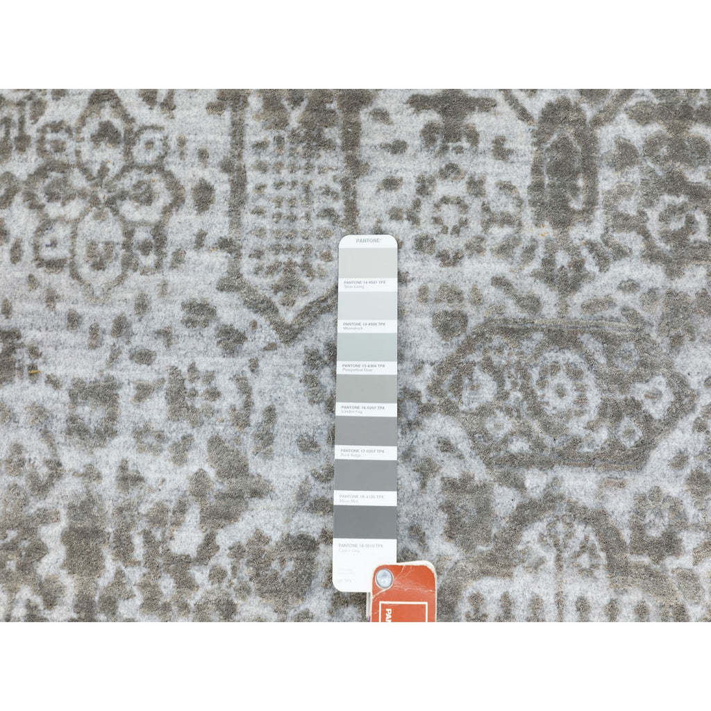 R62057%20008