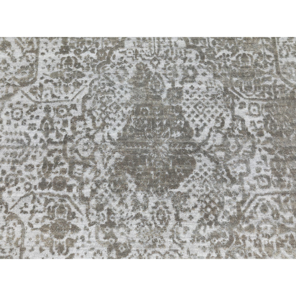 R62057%20009
