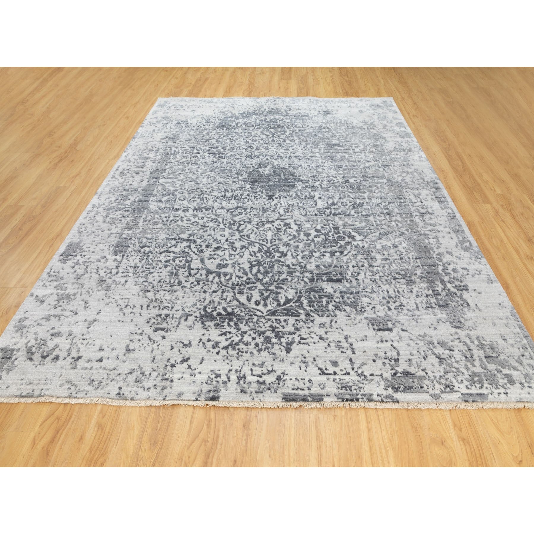 R62058%20003