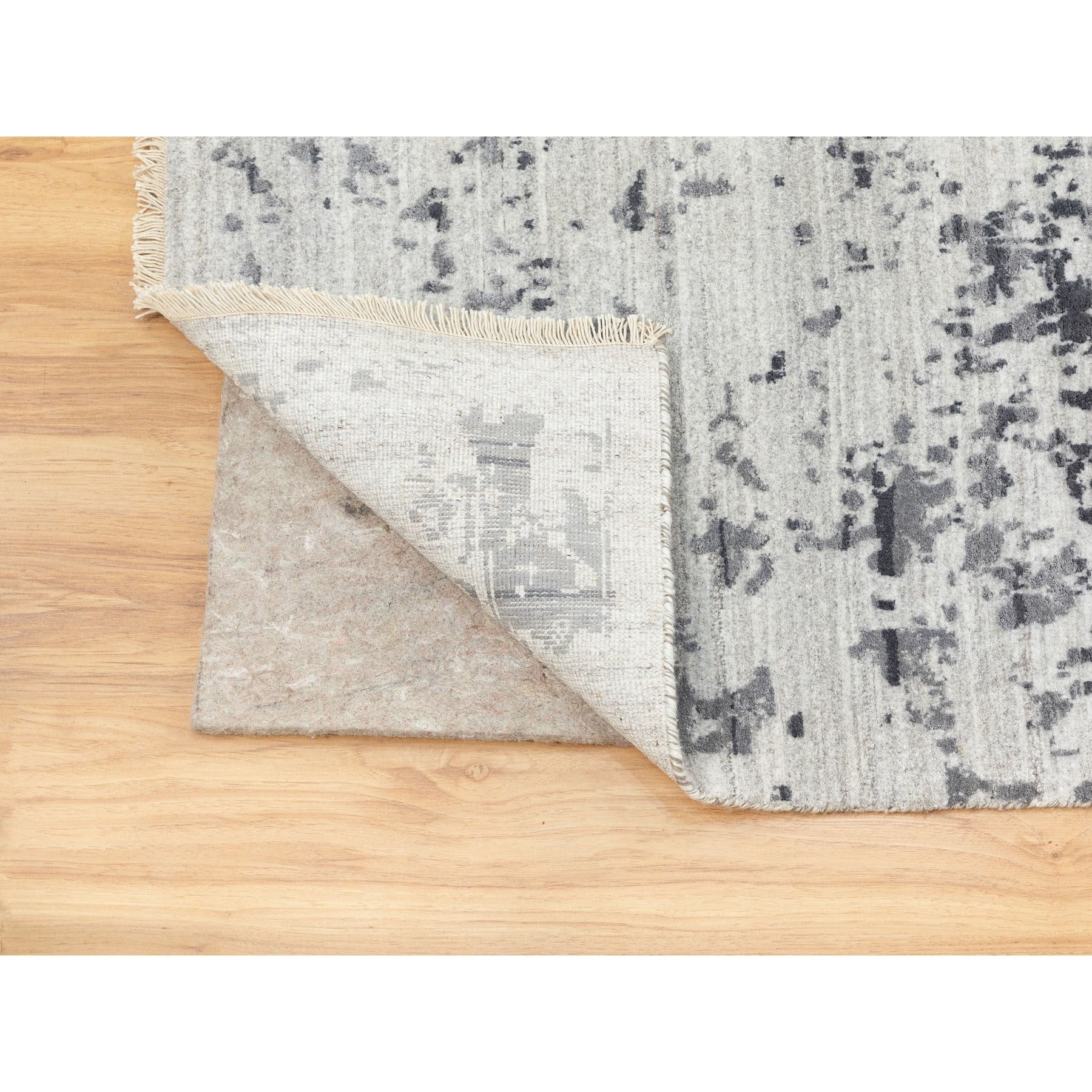 R62058%20005