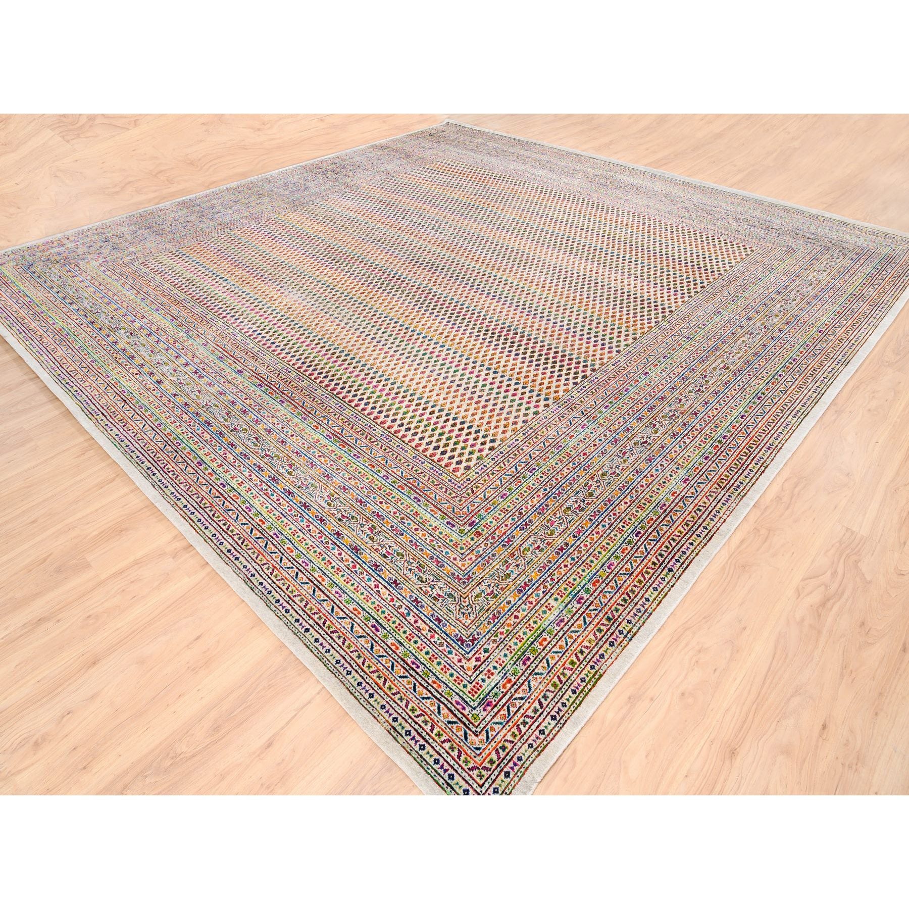 R62305%20004