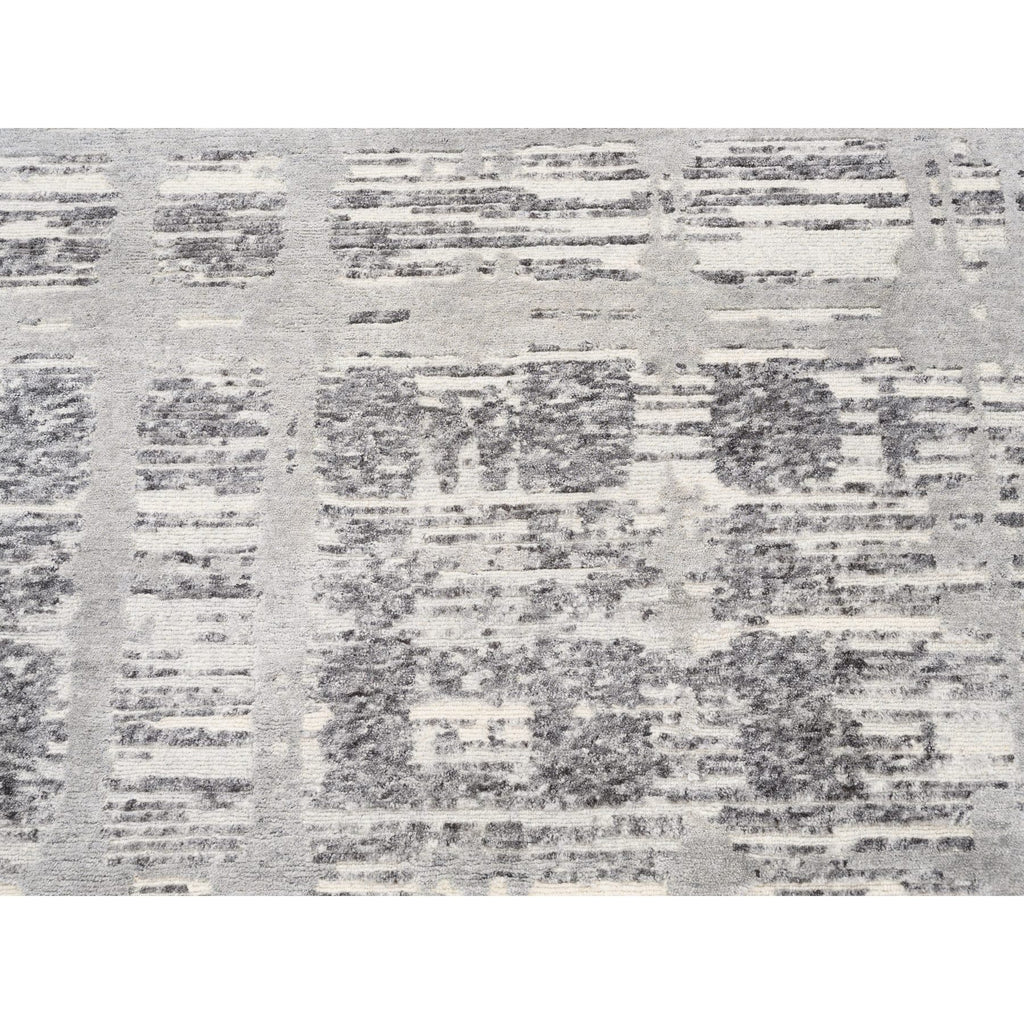 R62892%20009