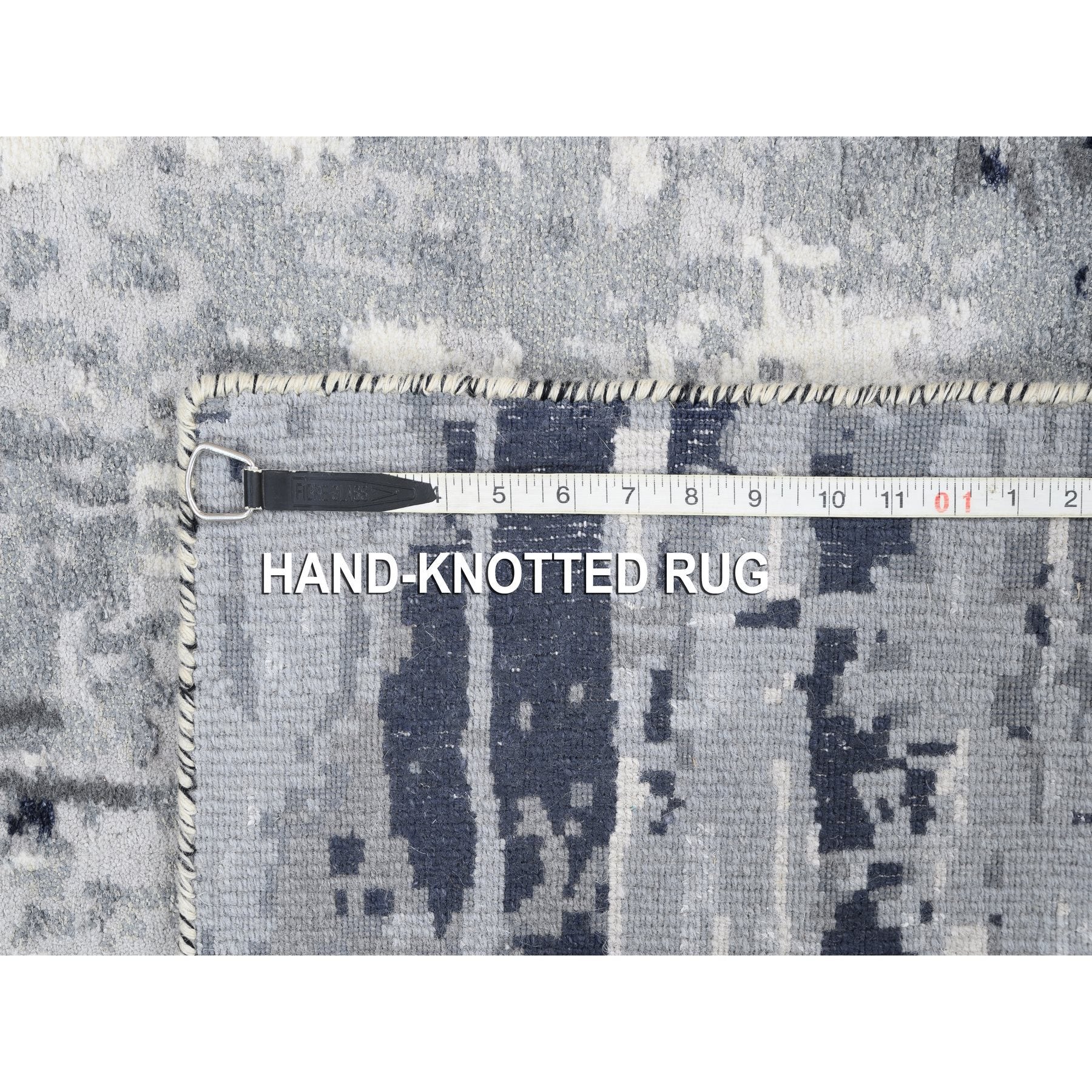 R63189%20008