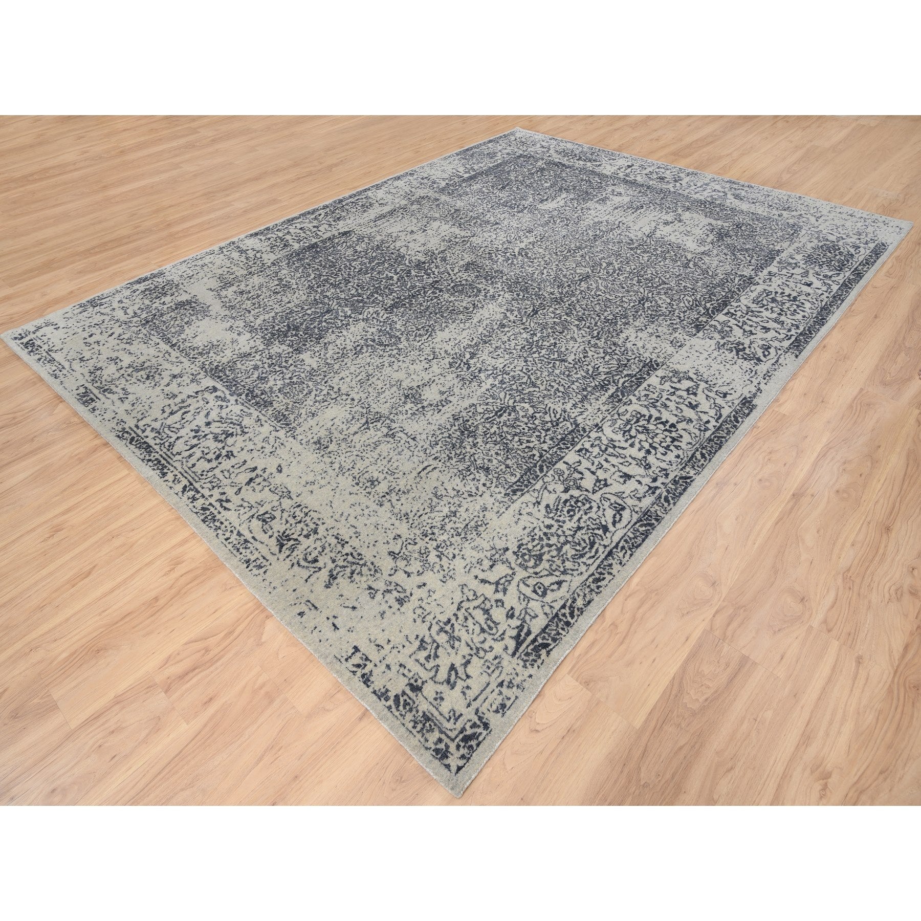 R63297%20004