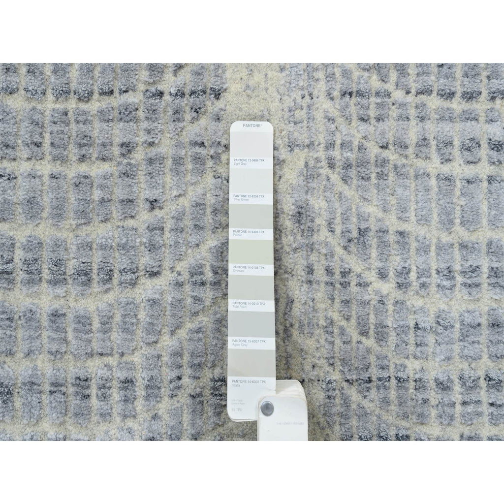 R63762%20004