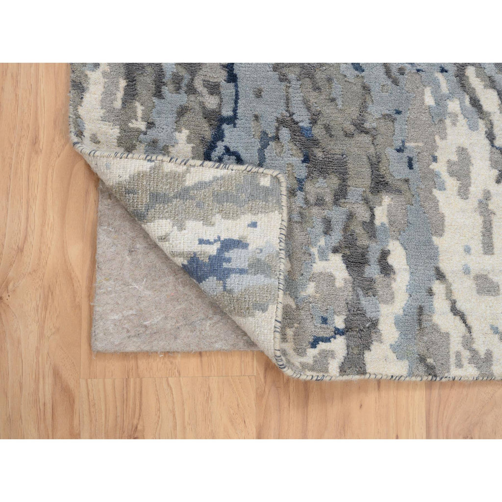 R63763%20003