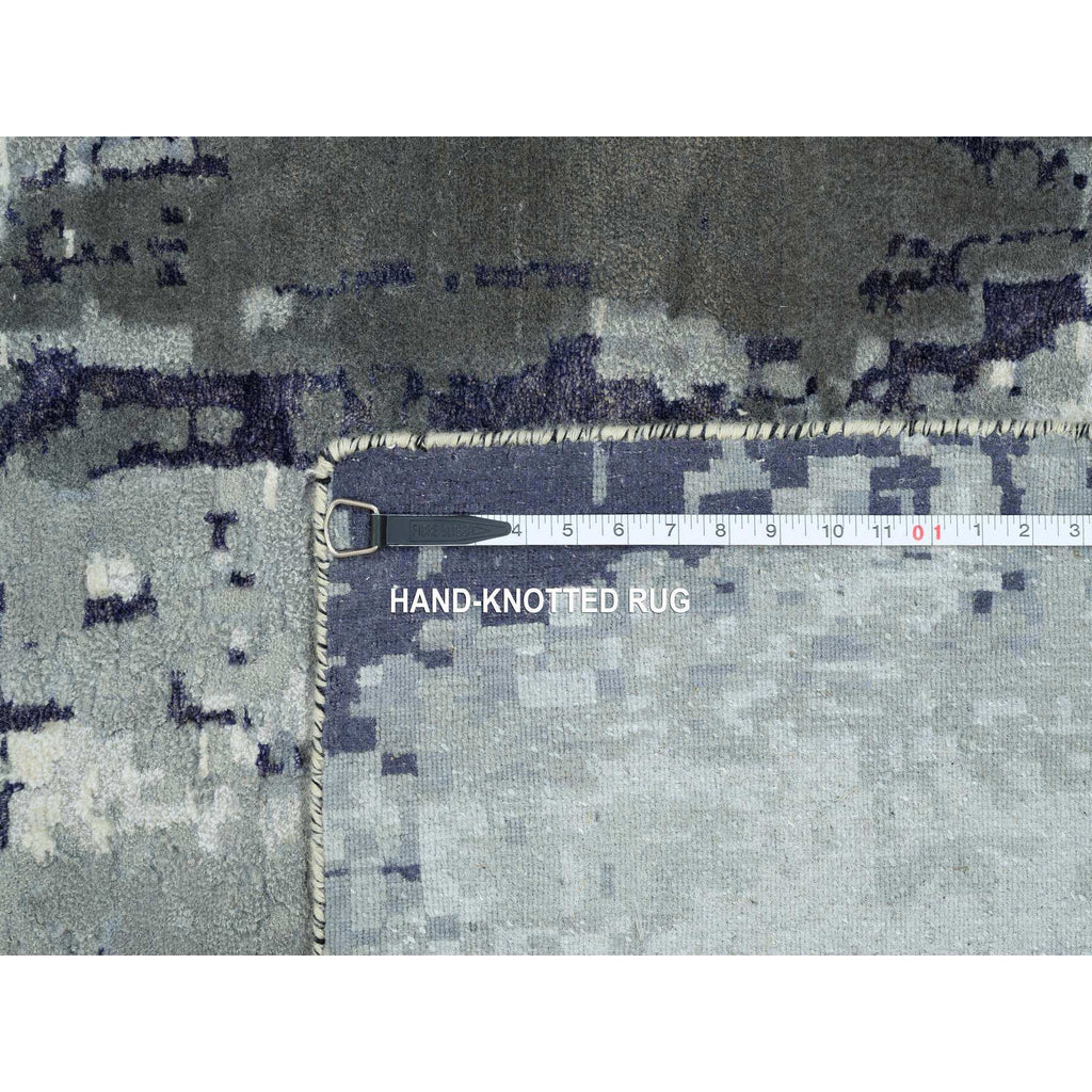 R63809%20012