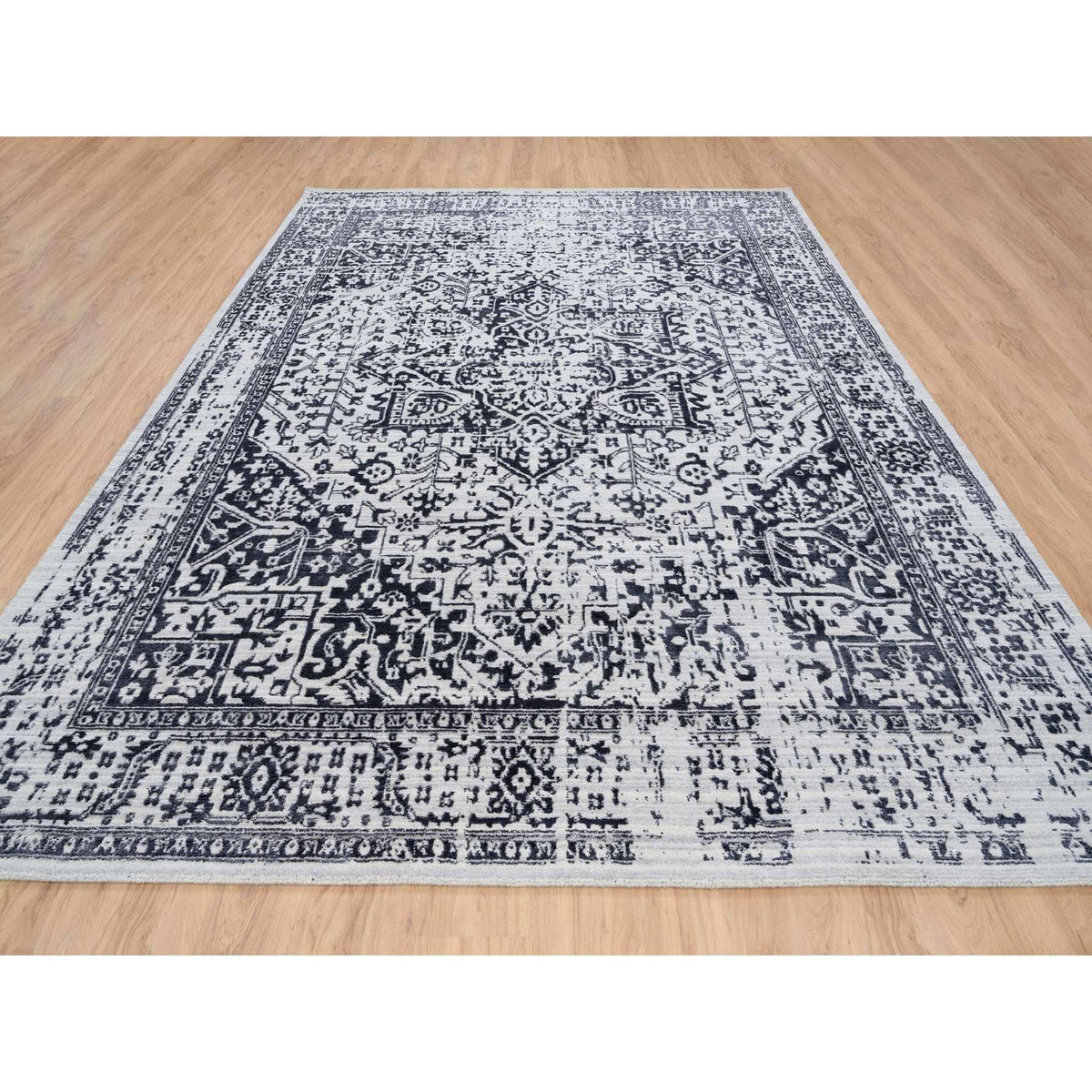 R63827%20003