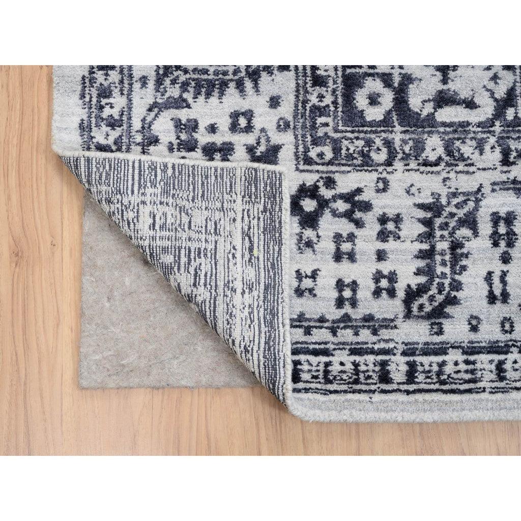 R63827%20005