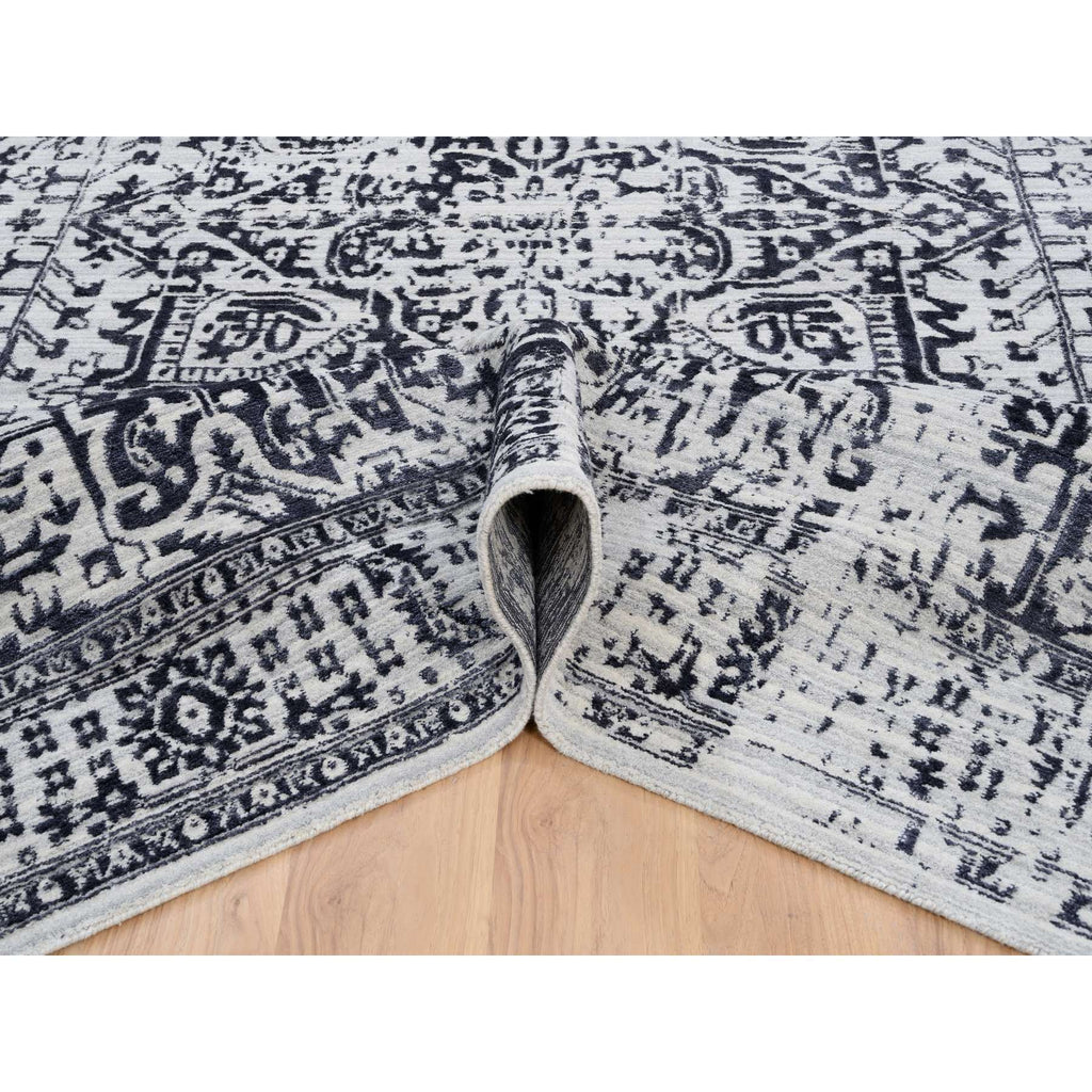 R63827%20006