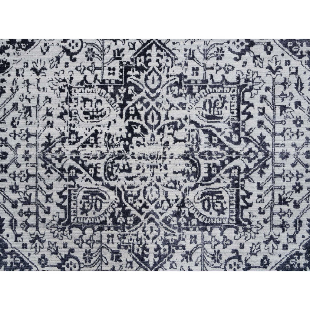 R63827%20009