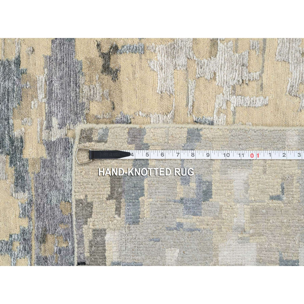 R63895%20012