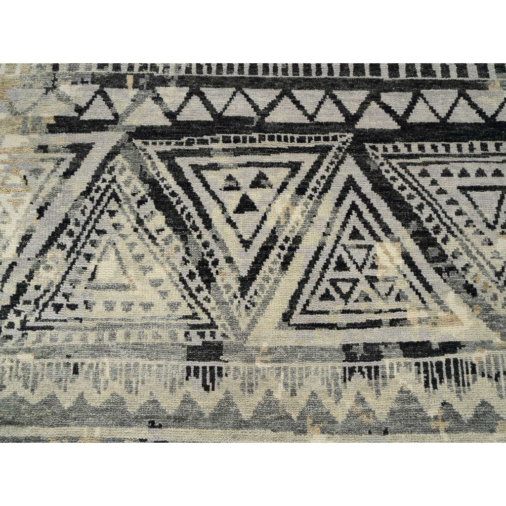 R63921%20009